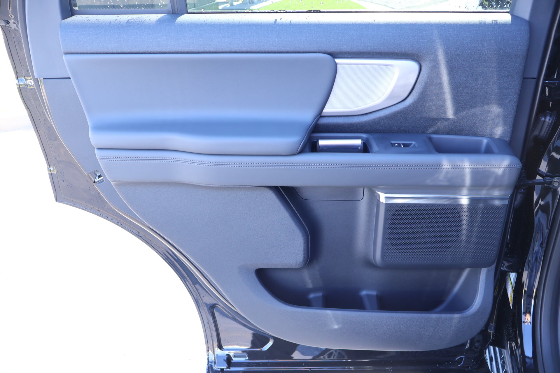 New 2026 Ford Expedition Active AWD/4WD image 18