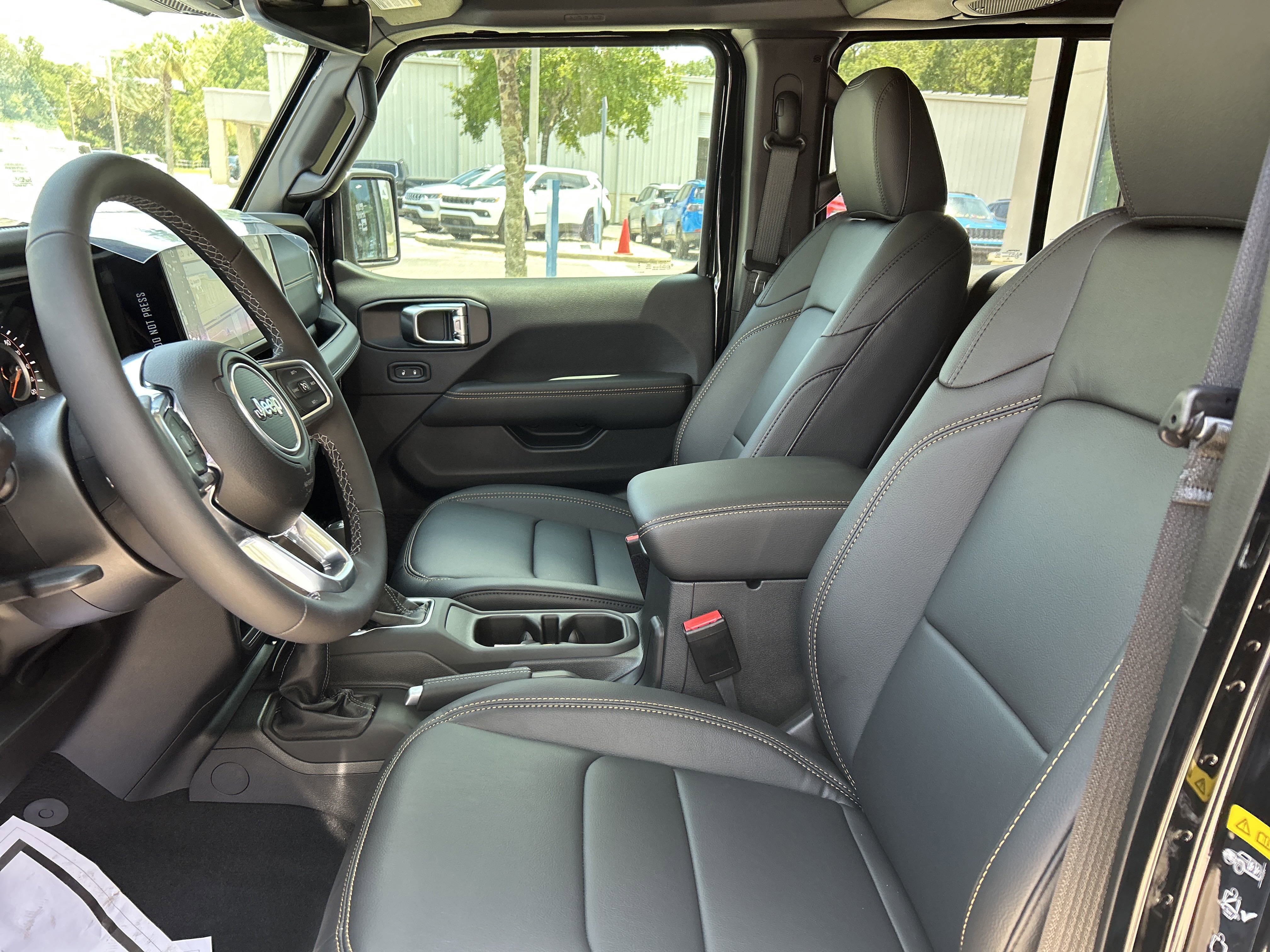 New 2025 Jeep Wrangler Sahara image 33