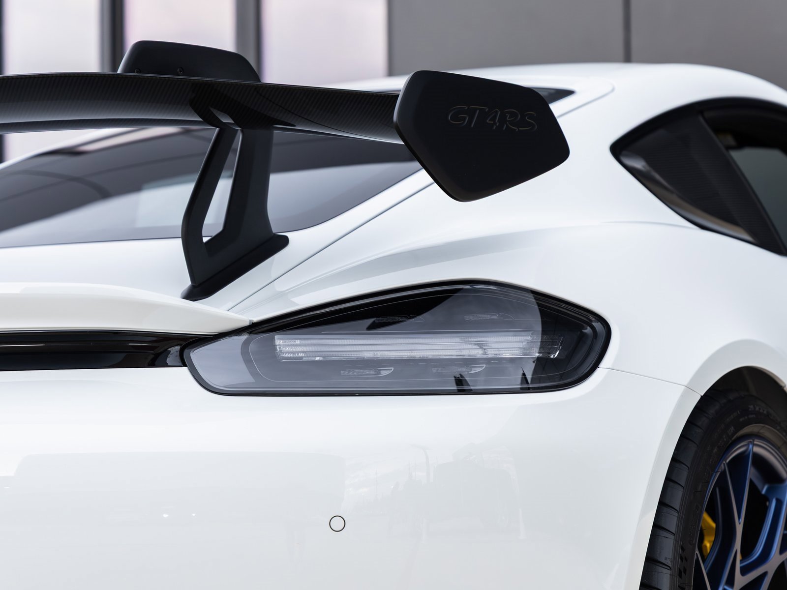 Used 2025 Porsche 718 Cayman GT4 RS image 20