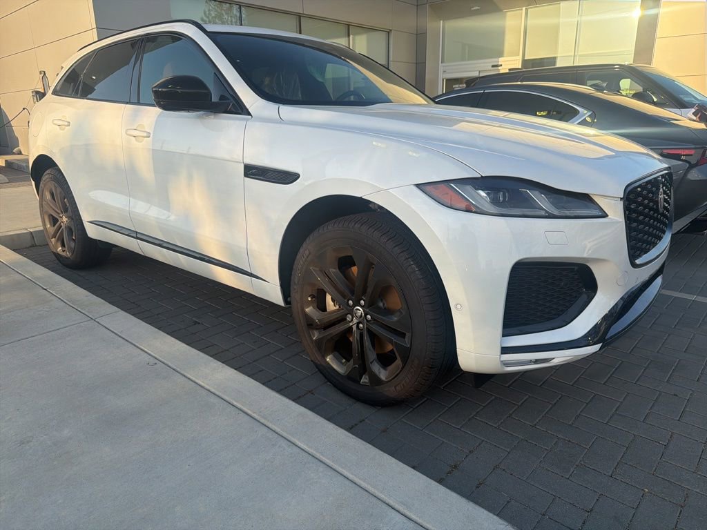 Used 2026 Jaguar F-PACE R-Dynamic S AWD/4WD image 2