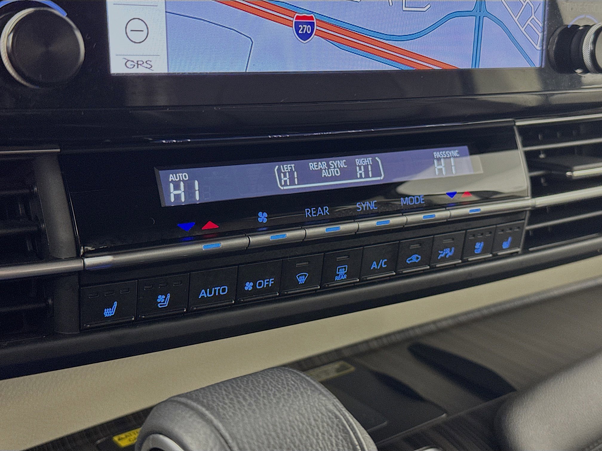 Used 2022 Toyota Sienna Platinum image 16