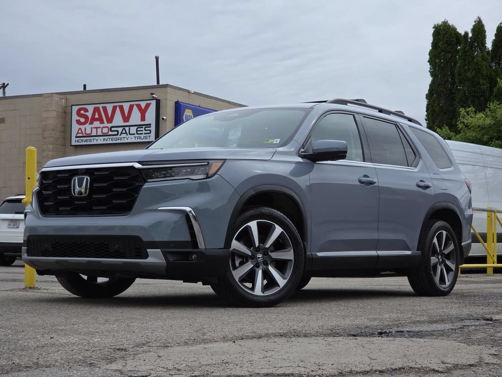 Used 2024 Honda Pilot Elite image 2