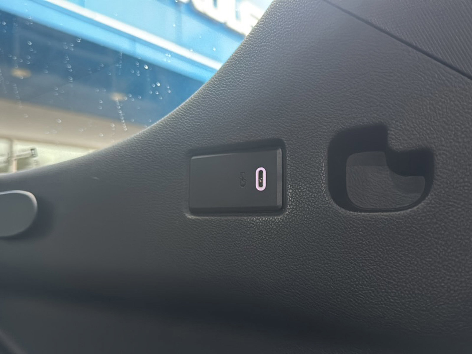 Used 2021 Chevrolet Tahoe Premier image 30