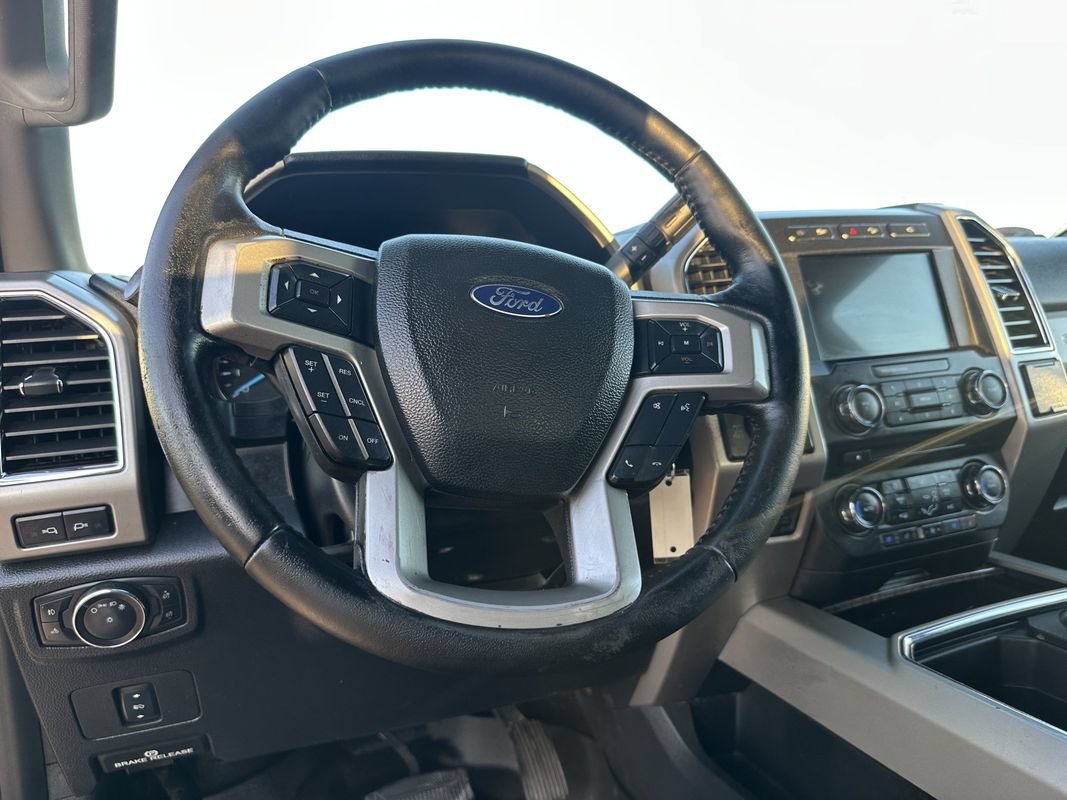 Used 2018 Ford F250 Lariat w/ Lariat Value Package AWD/4WD image 38
