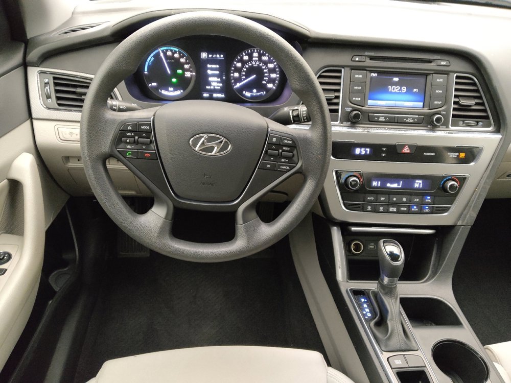 Used 2016 Hyundai Sonata SE image 22
