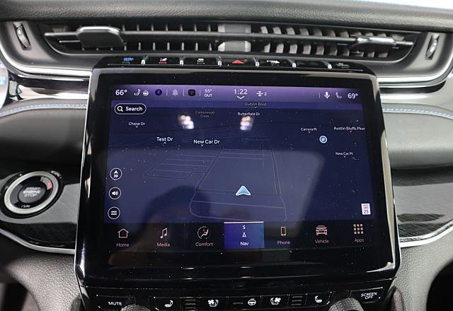 Used 2024 Jeep Grand Cherokee Trailhawk w/ Luxury Tech Group III image 37