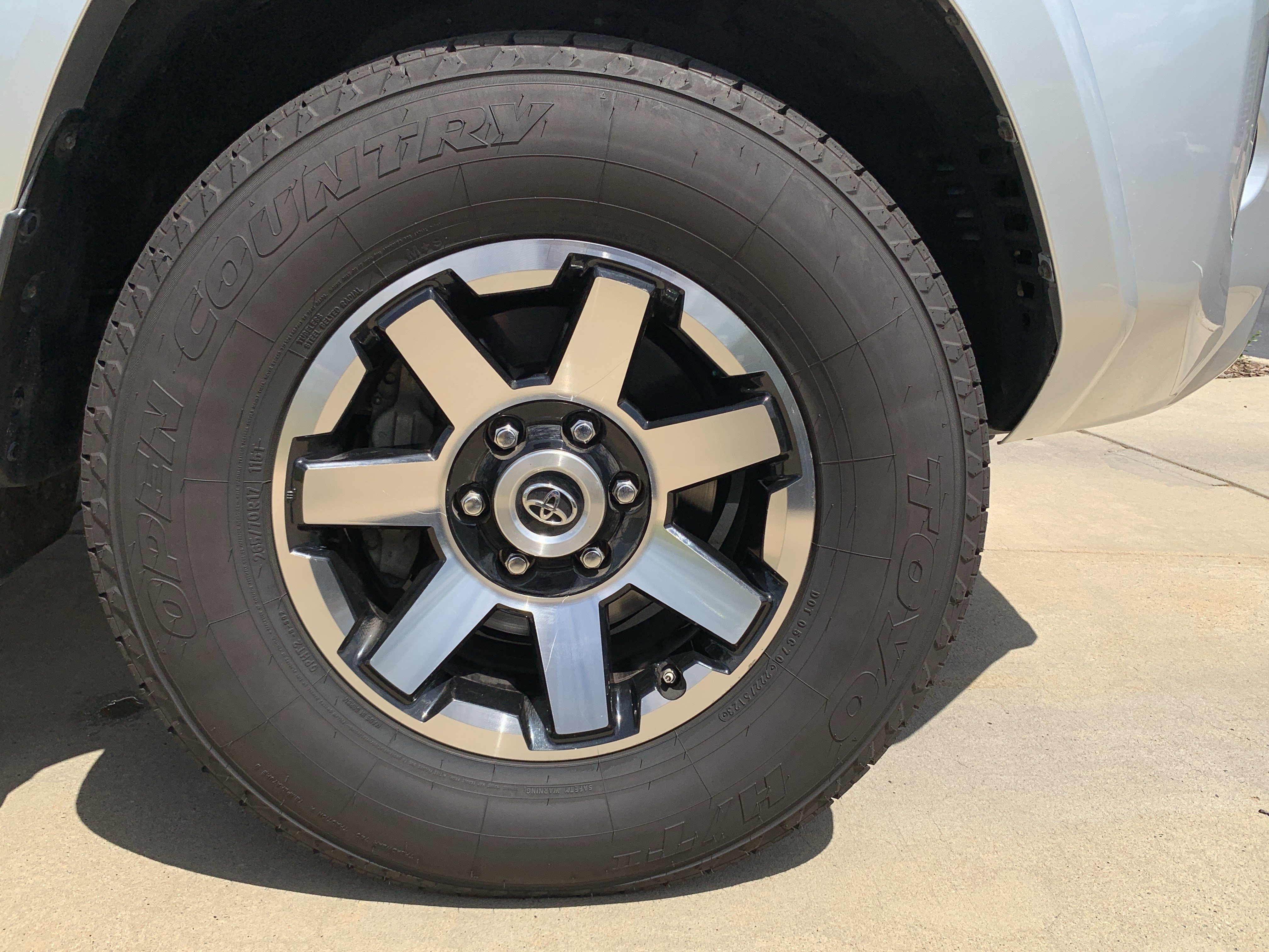 Used 2019 Toyota 4Runner TRD Off-Road Premium AWD/4WD image 13