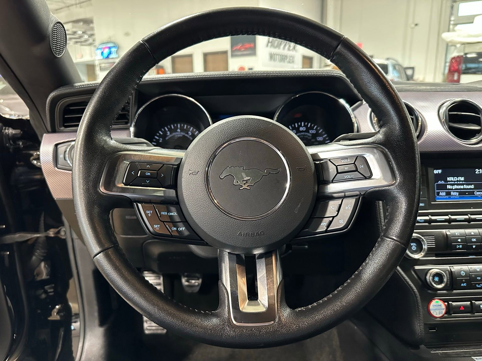 Used 2017 Ford Mustang GT RWD image 17
