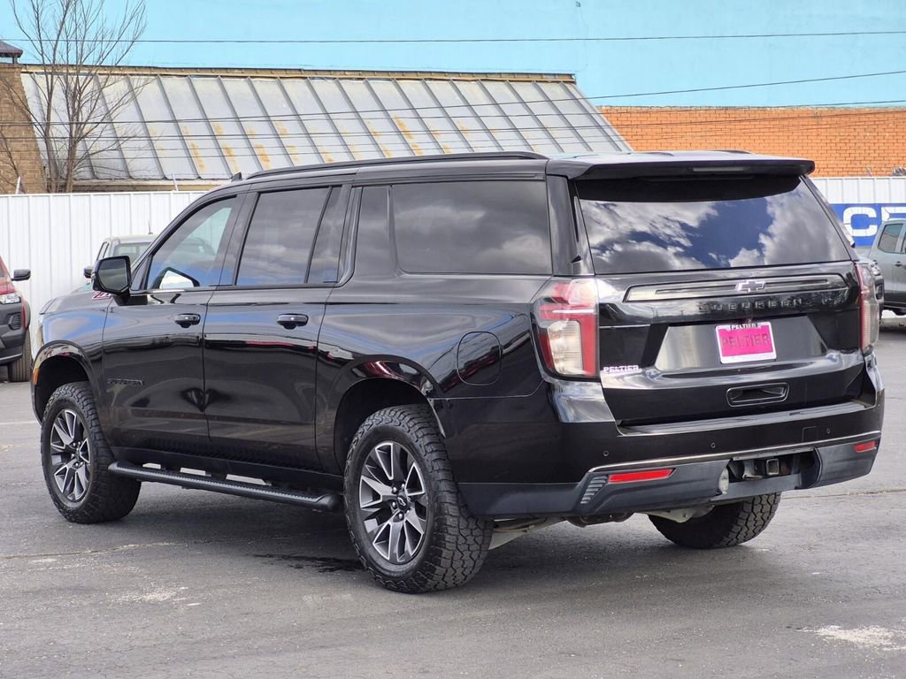Used 2021 Chevrolet Suburban Z71 w/ Z71 Signature Package image 4