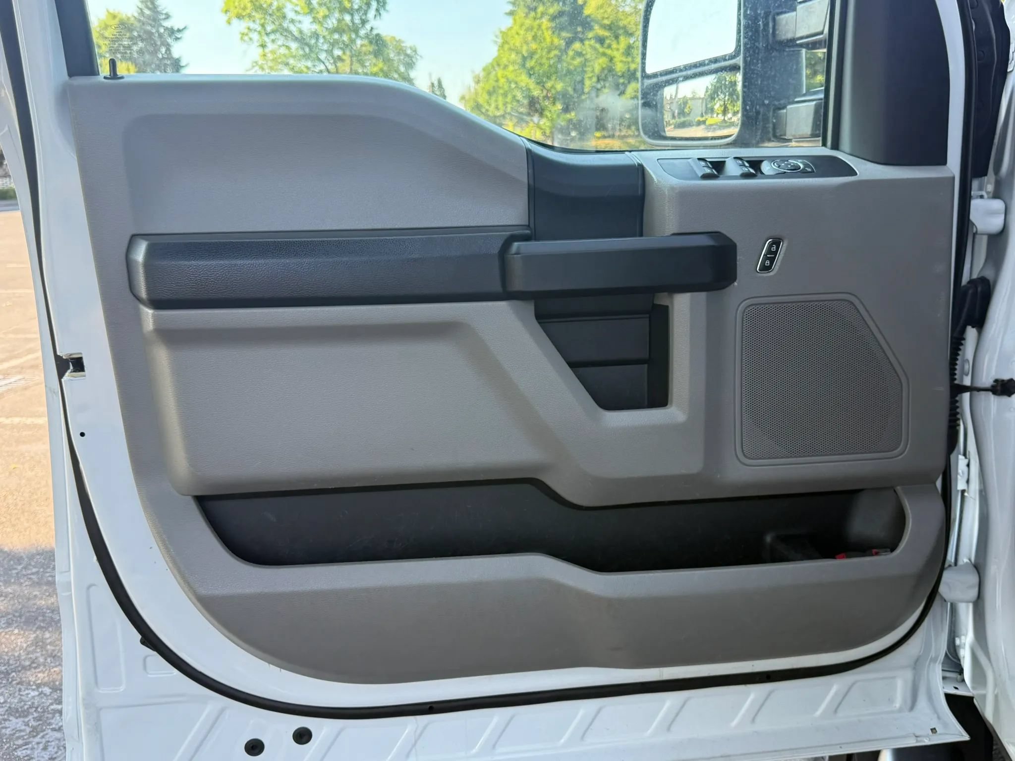 Used 2018 Ford F450 XL w/ Power Equipment Group RWD image 27