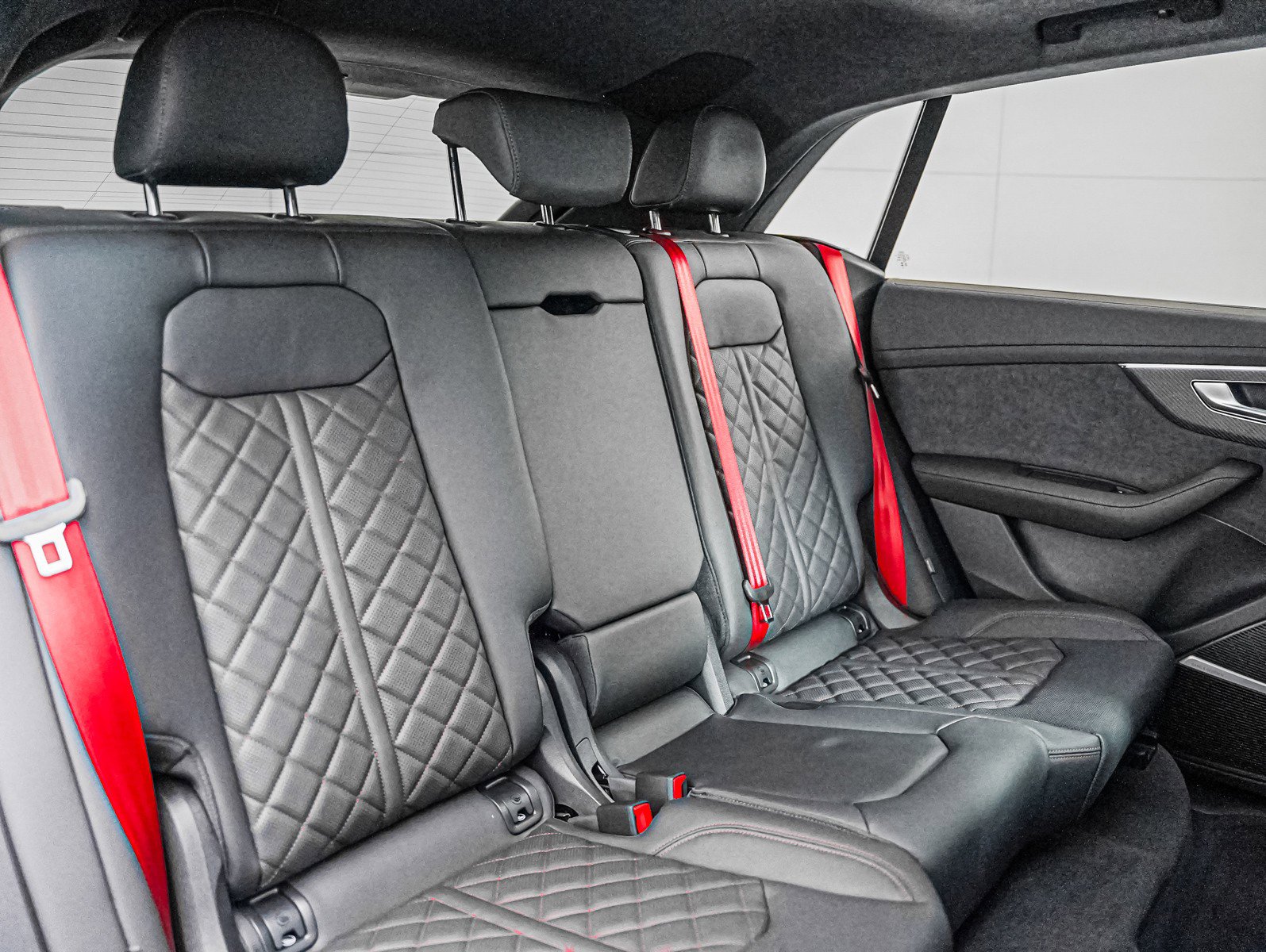 New 2026 Audi SQ8 Prestige image 13
