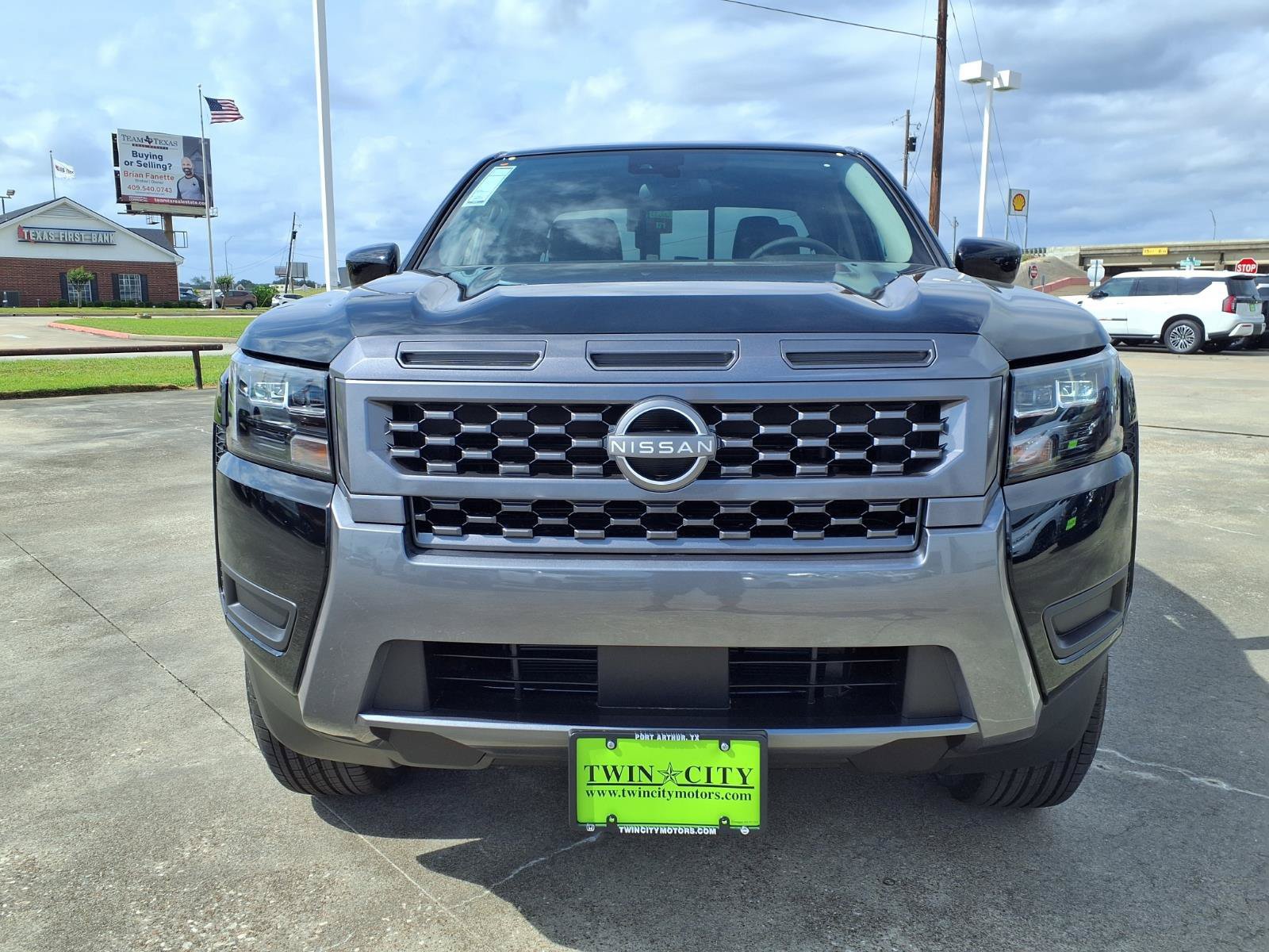 New 2026 Nissan Frontier SV w/ SV Convenience Package RWD image 3