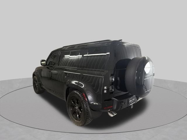 Used 2025 Land Rover Defender 110 V8 AWD/4WD image 7