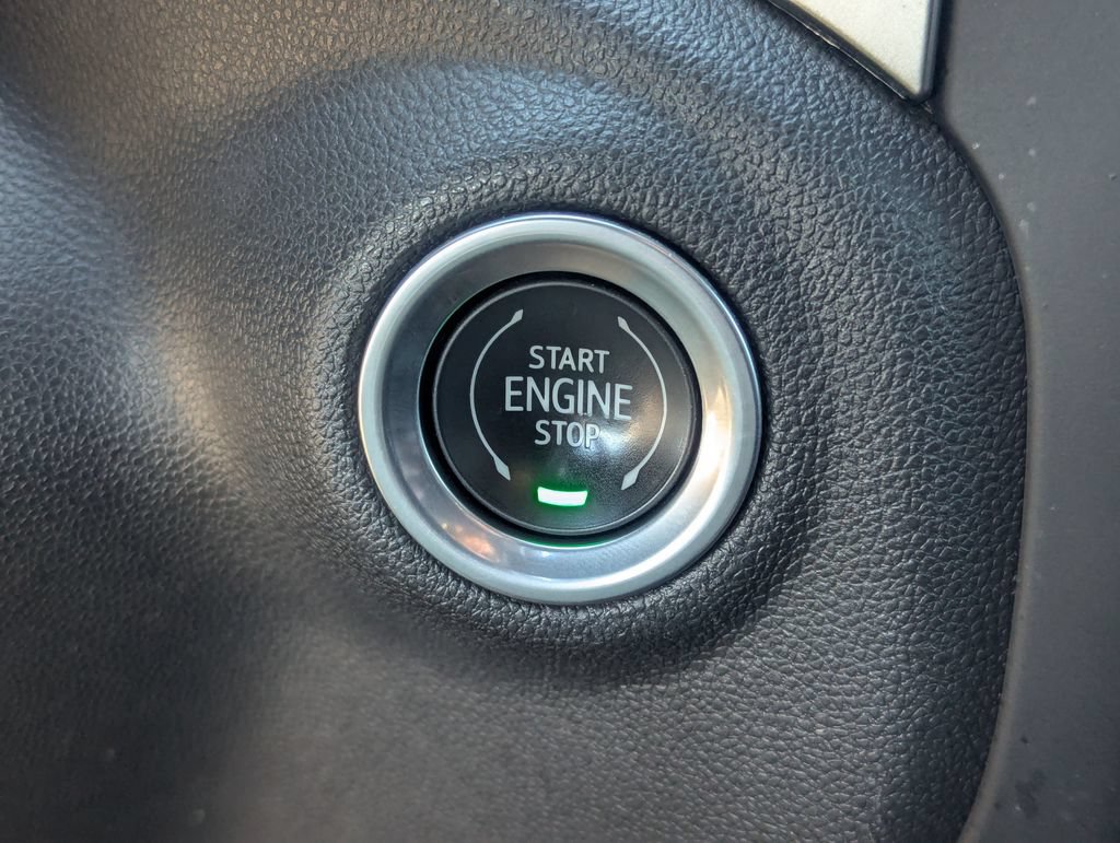 Used 2022 Chevrolet Silverado 1500 LT RWD image 18