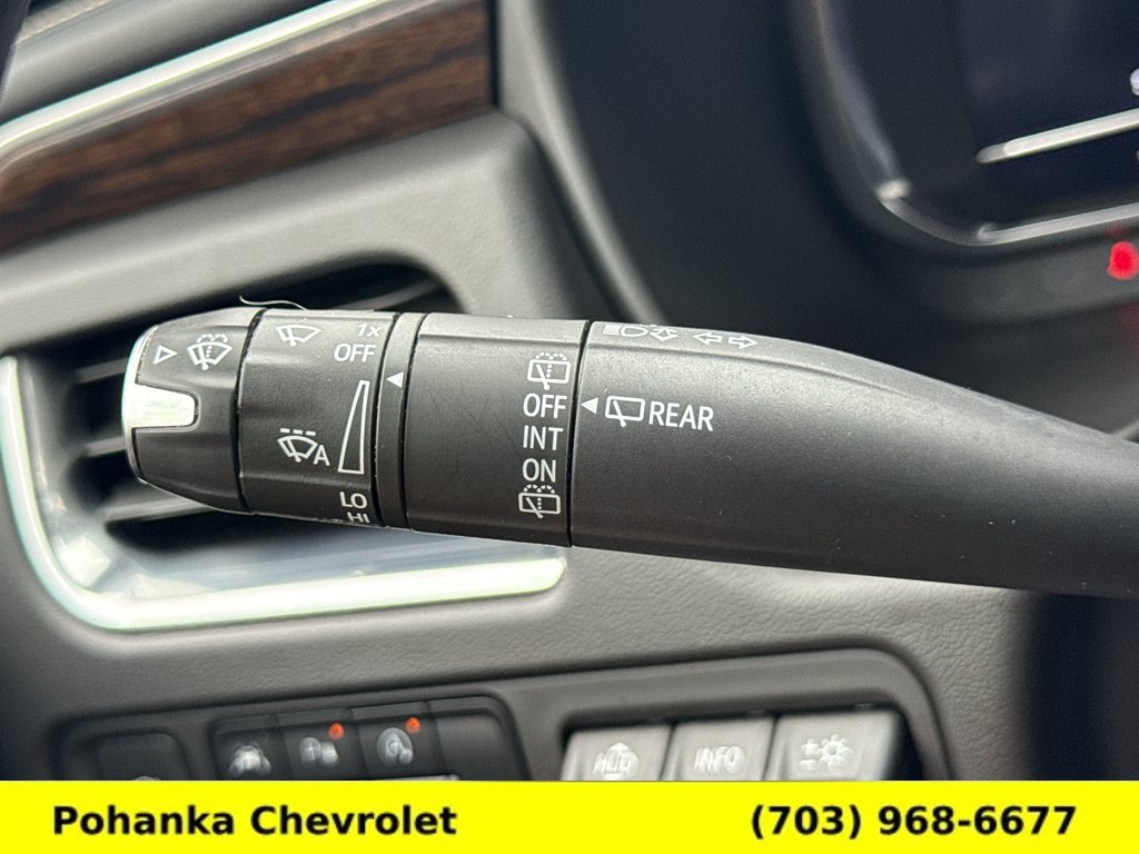 Used 2024 Chevrolet Tahoe Premier AWD/4WD image 10