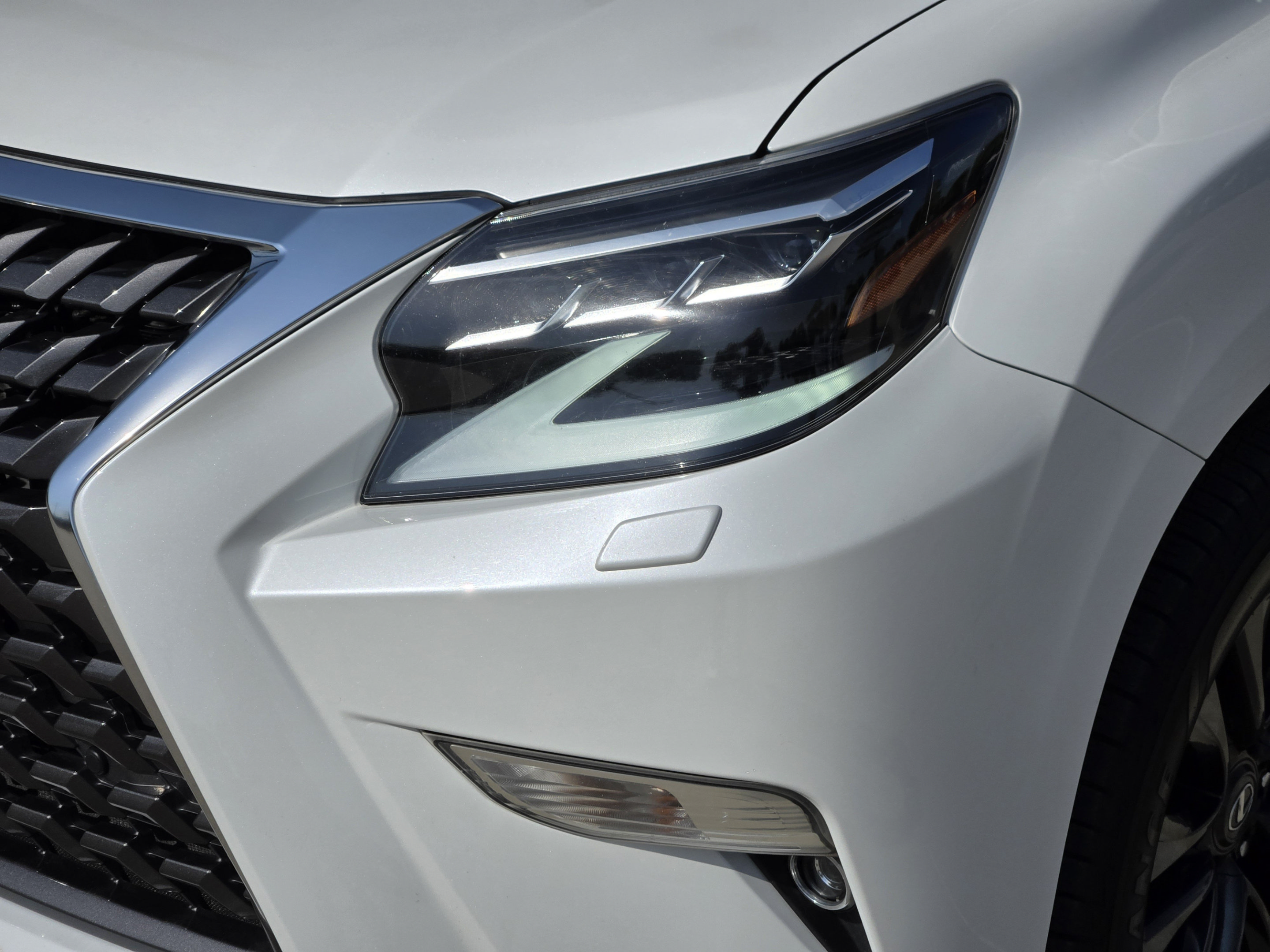 Used 2021 Lexus GX 460 Premium w/ Premium Package AWD/4WD image 35