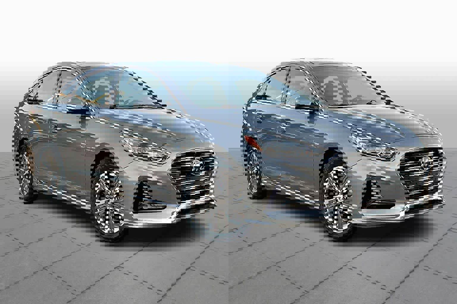 Used 2018 Hyundai Sonata Limited image 4