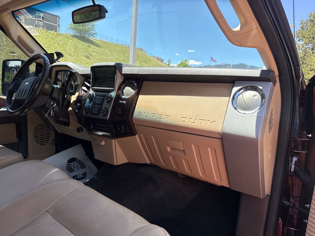 Used 2015 Ford F350 Lariat w/ Lariat Interior Package AWD/4WD image 31