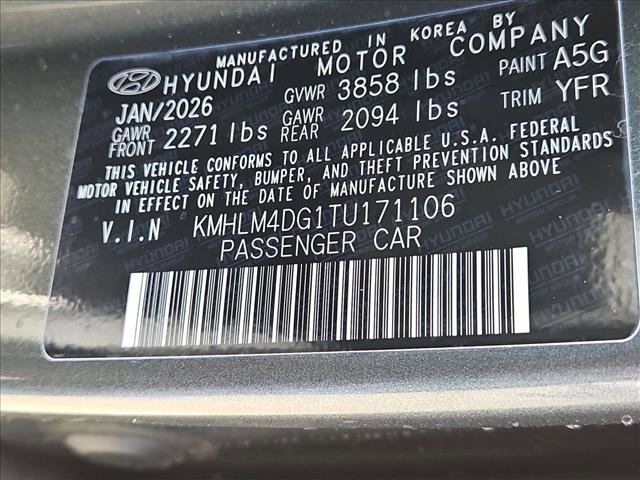 New 2026 Hyundai Elantra Sport image 17