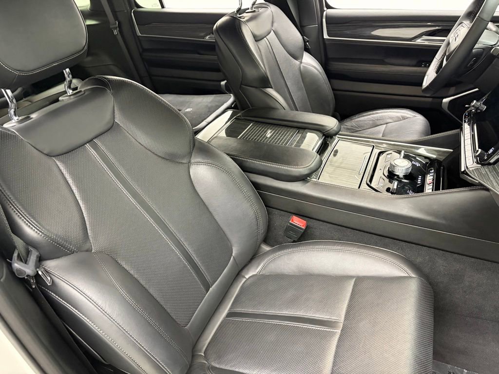 Used 2022 Jeep Wagoneer Series III image 48