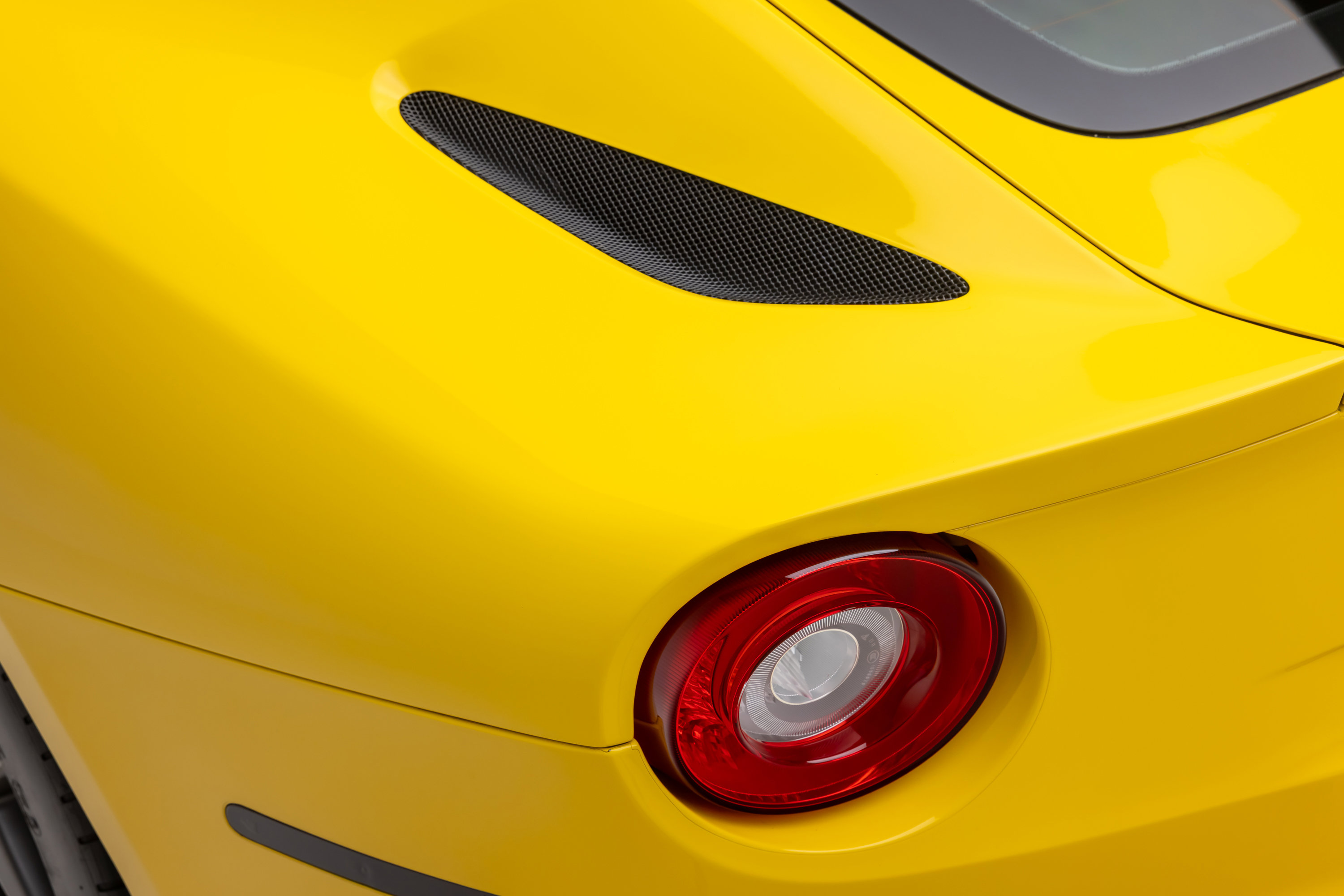 Certified 2017 Ferrari F12 Berlinetta RWD image 35