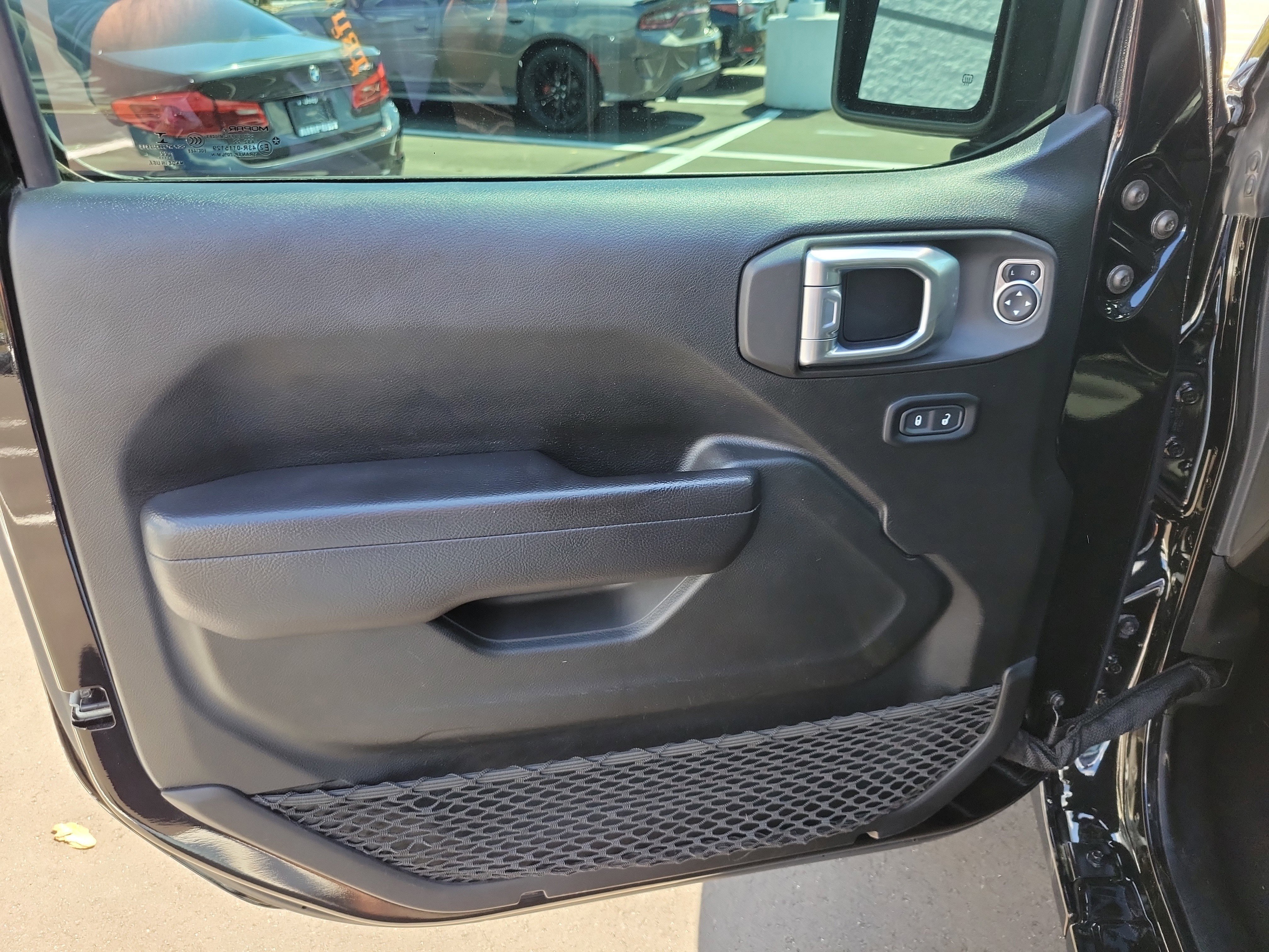 Used 2022 Jeep Gladiator Sport image 14