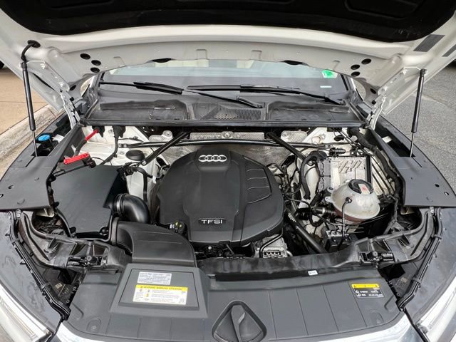 Used 2020 Audi Q5 2.0T Premium AWD/4WD image 29