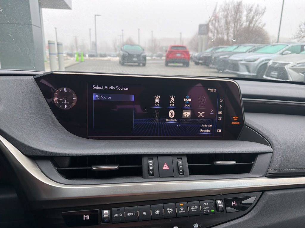 Used 2019 Lexus ES 350 Luxury image 21