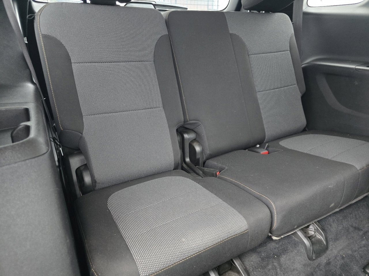 Used 2021 Chevrolet Traverse LT image 20