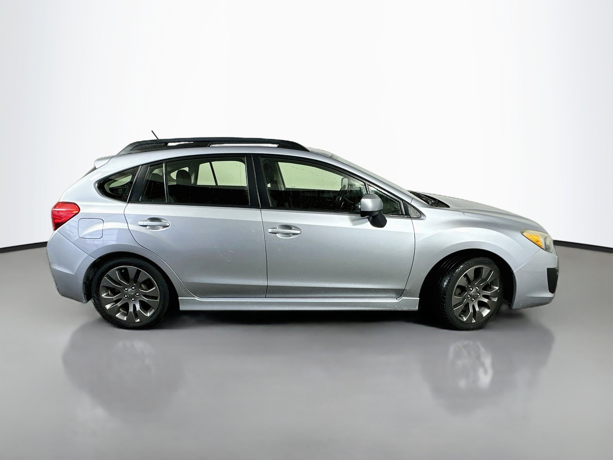 Used 2014 Subaru Impreza 2.0i Sport Premium w/ Popular Package #1 AWD/4WD image 8