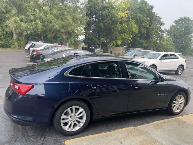 Used 2016 Chevrolet Malibu LT FWD image 9