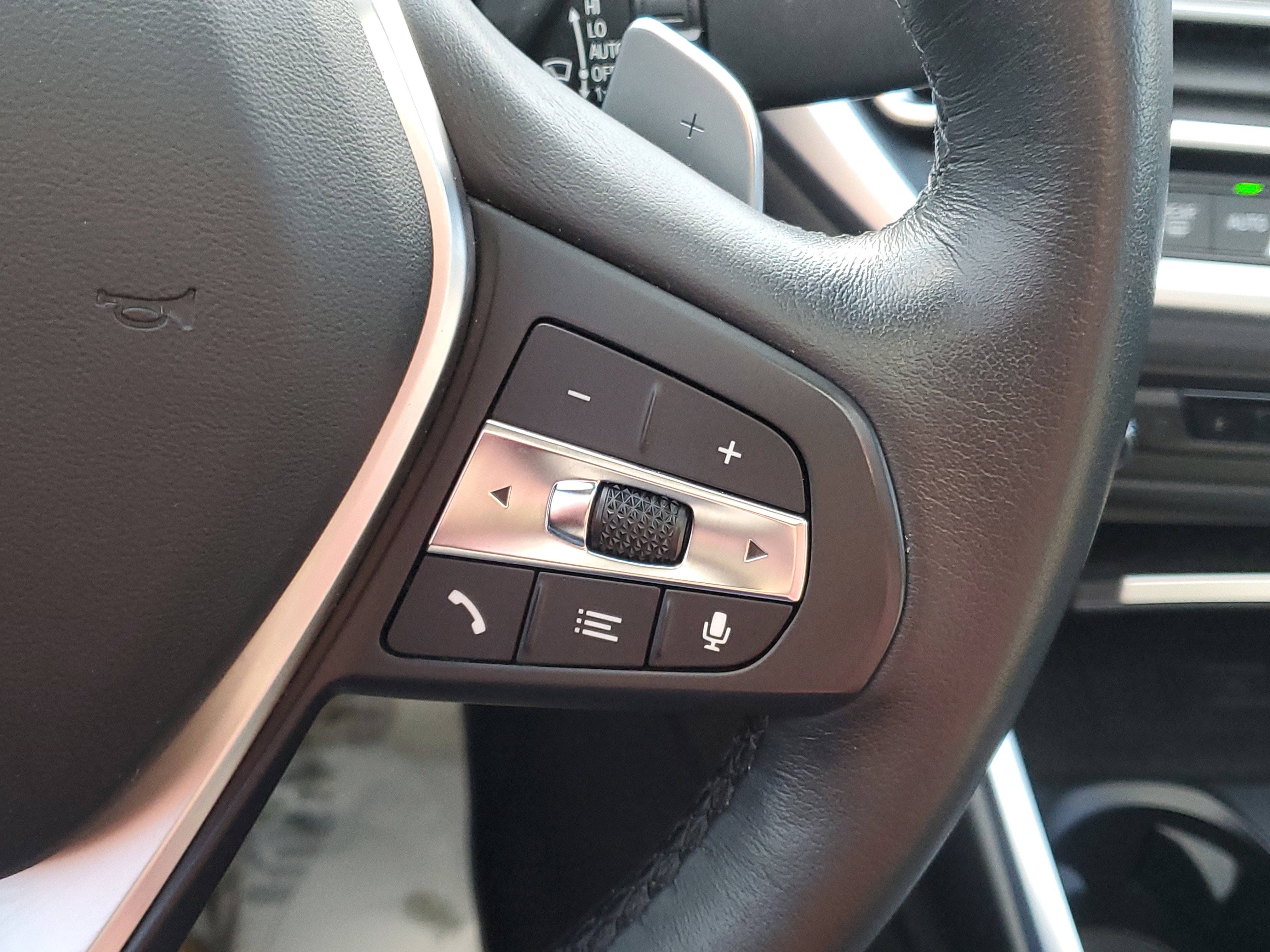 Used 2019 BMW 330i xDrive 330i xDrive image 13