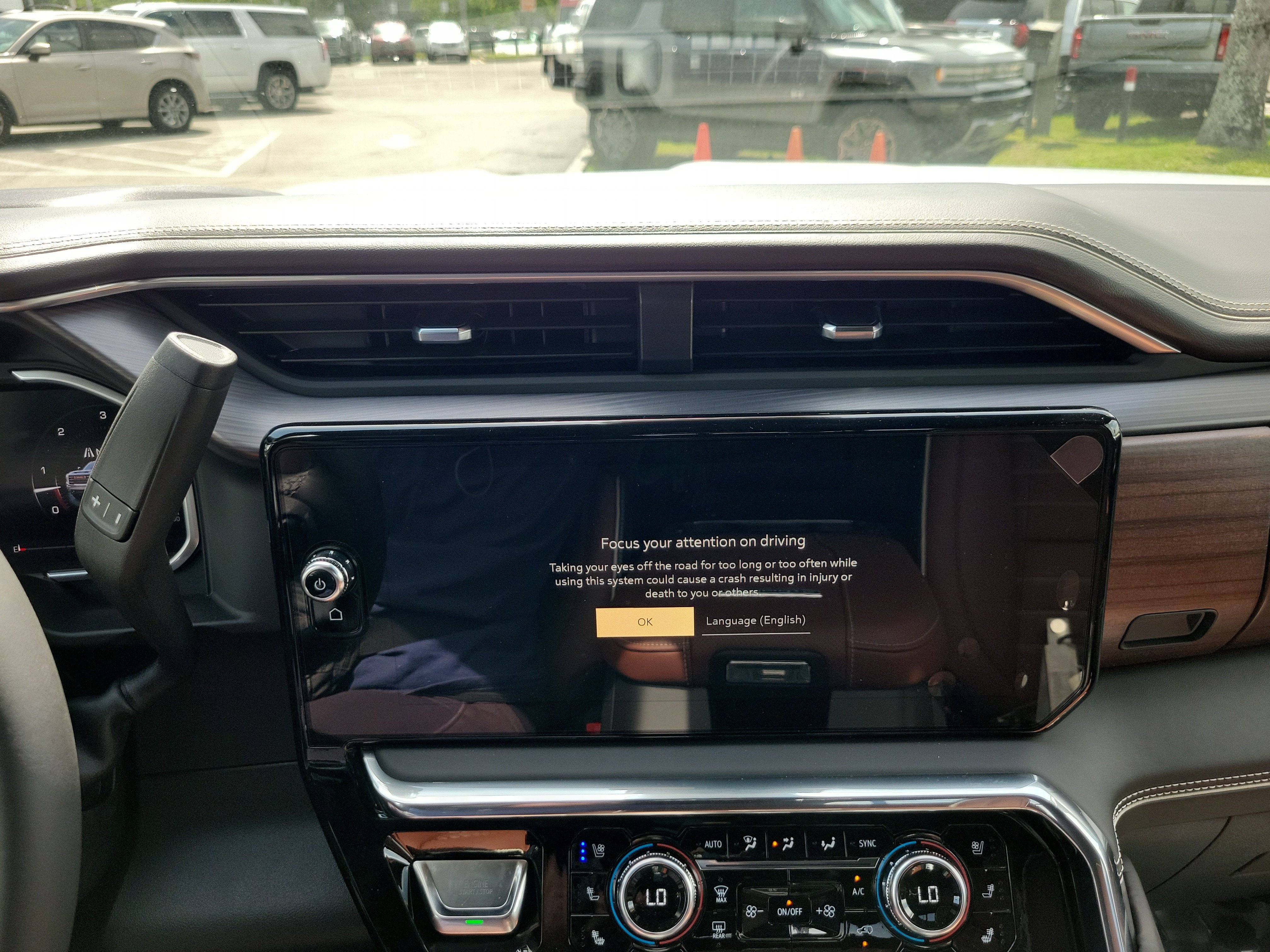 New 2026 GMC Sierra 3500 Denali Ultimate AWD/4WD image 11