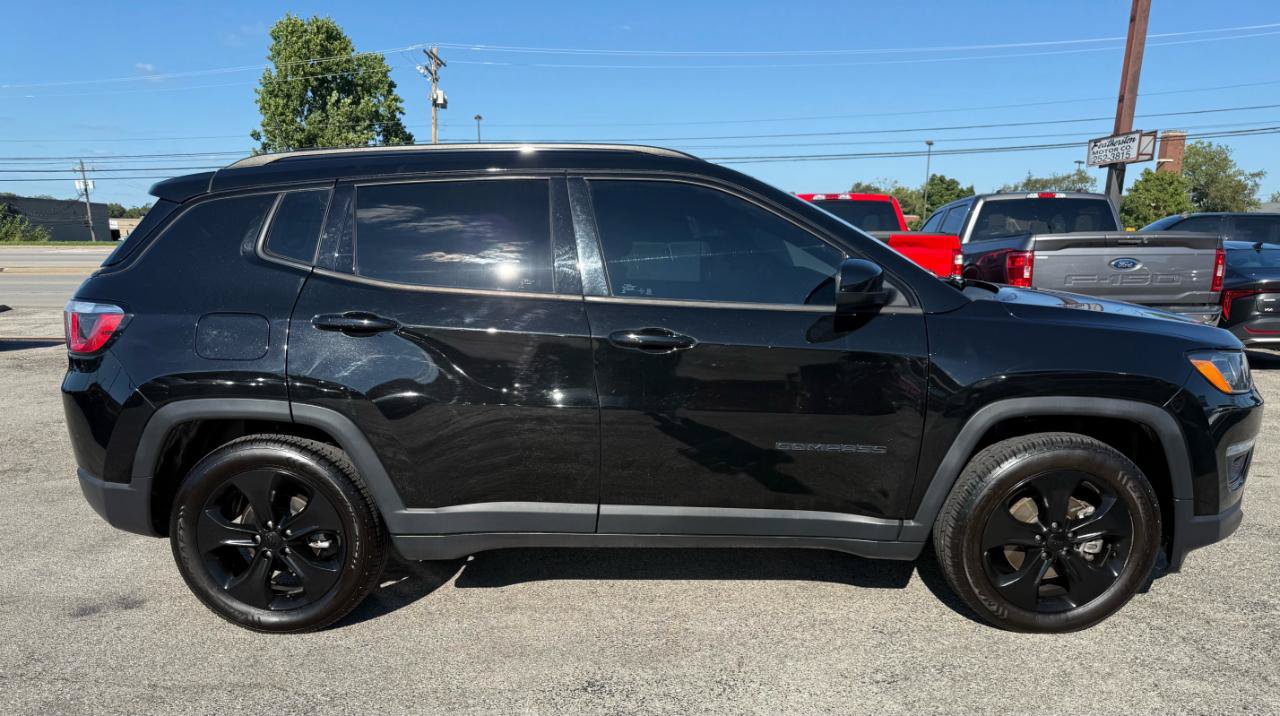 Used 2020 Jeep Compass Latitude FWD image 8