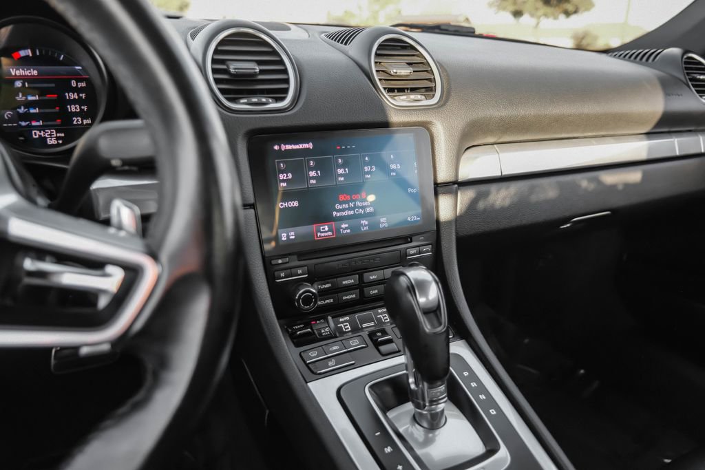 Used 2018 Porsche 718 Cayman S image 22