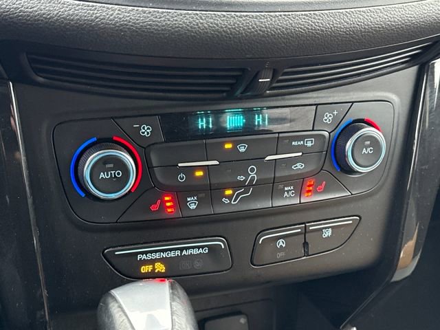 Used 2017 Ford Escape Titanium image 31