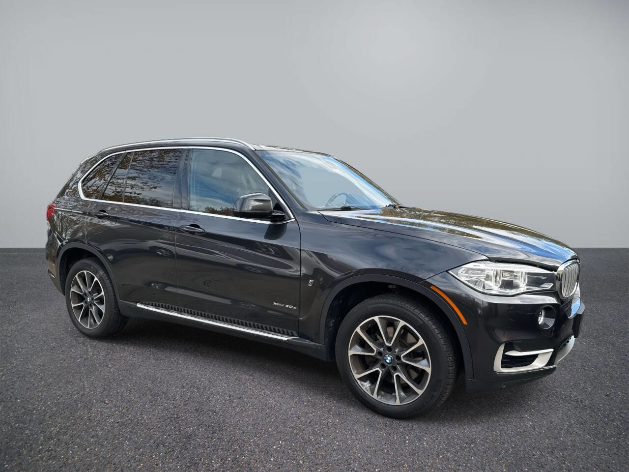 Used 2017 BMW X5 xDrive40e image 6
