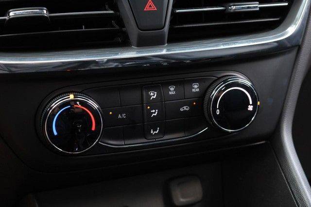 Used 2025 Buick Encore GX Preferred FWD image 13