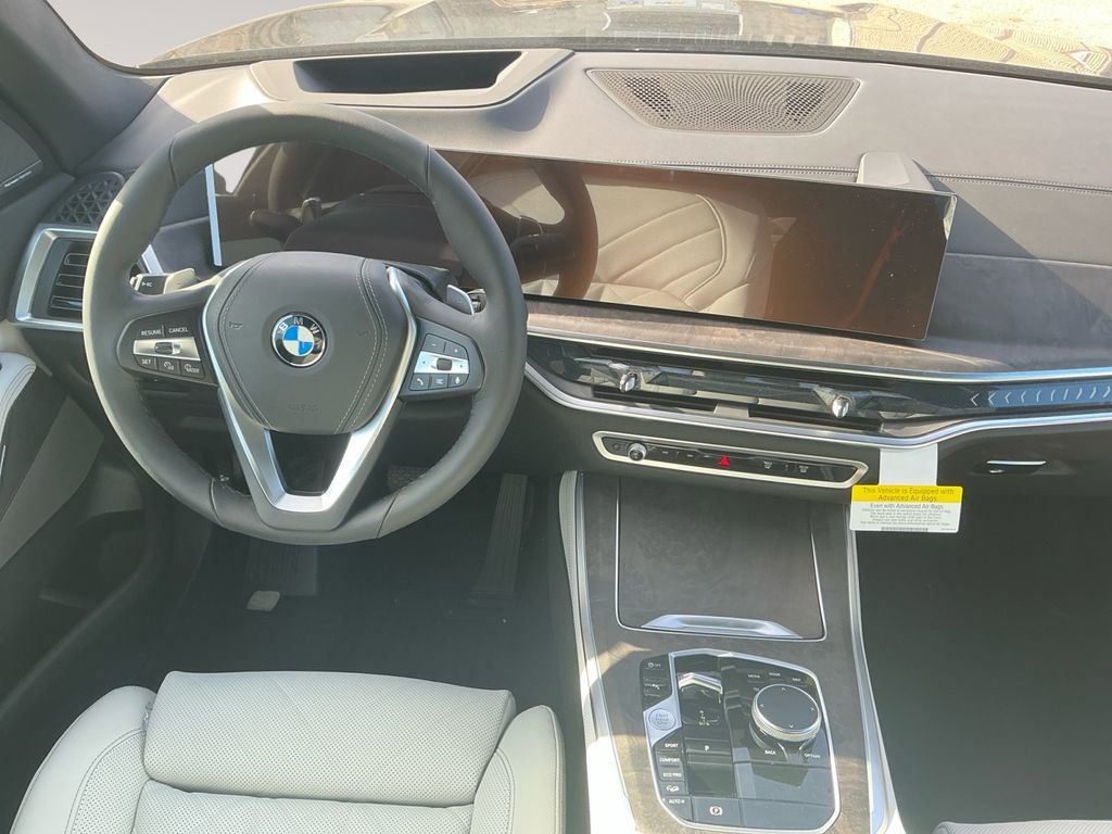 New 2026 BMW X5 xDrive40i w/ Climate Comfort Package AWD/4WD image 10