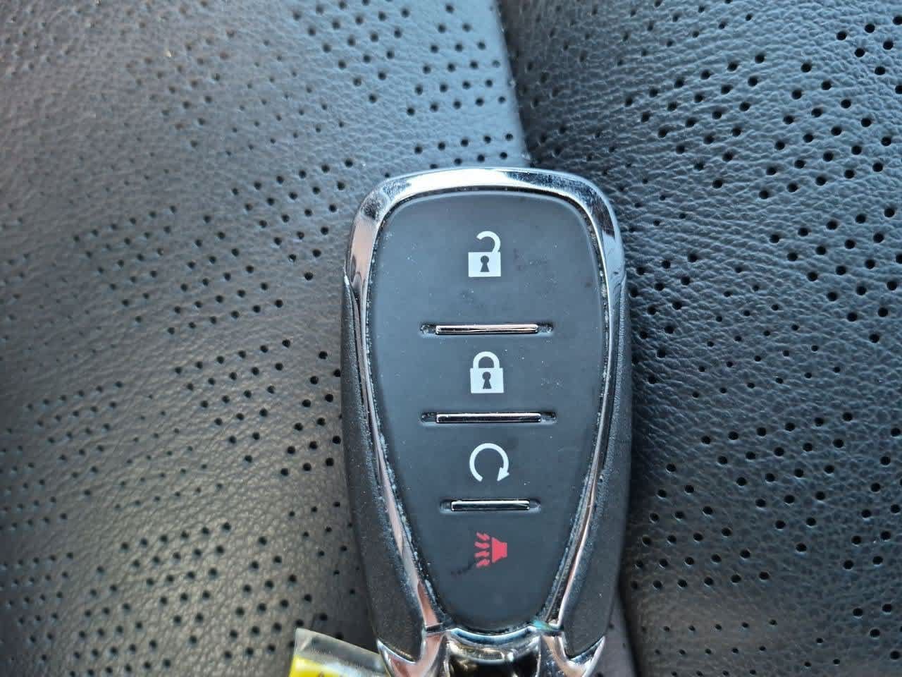 Used 2023 Chevrolet Bolt LT w/ Infotainment Package FWD image 34