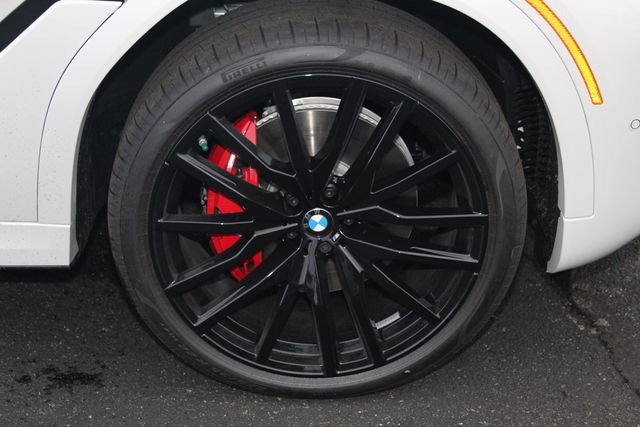 New 2026 BMW X6 xDrive40i w/ Climate Comfort Package image 11