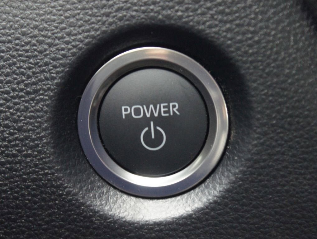 Used 2026 Toyota Corolla SE AWD/4WD image 4