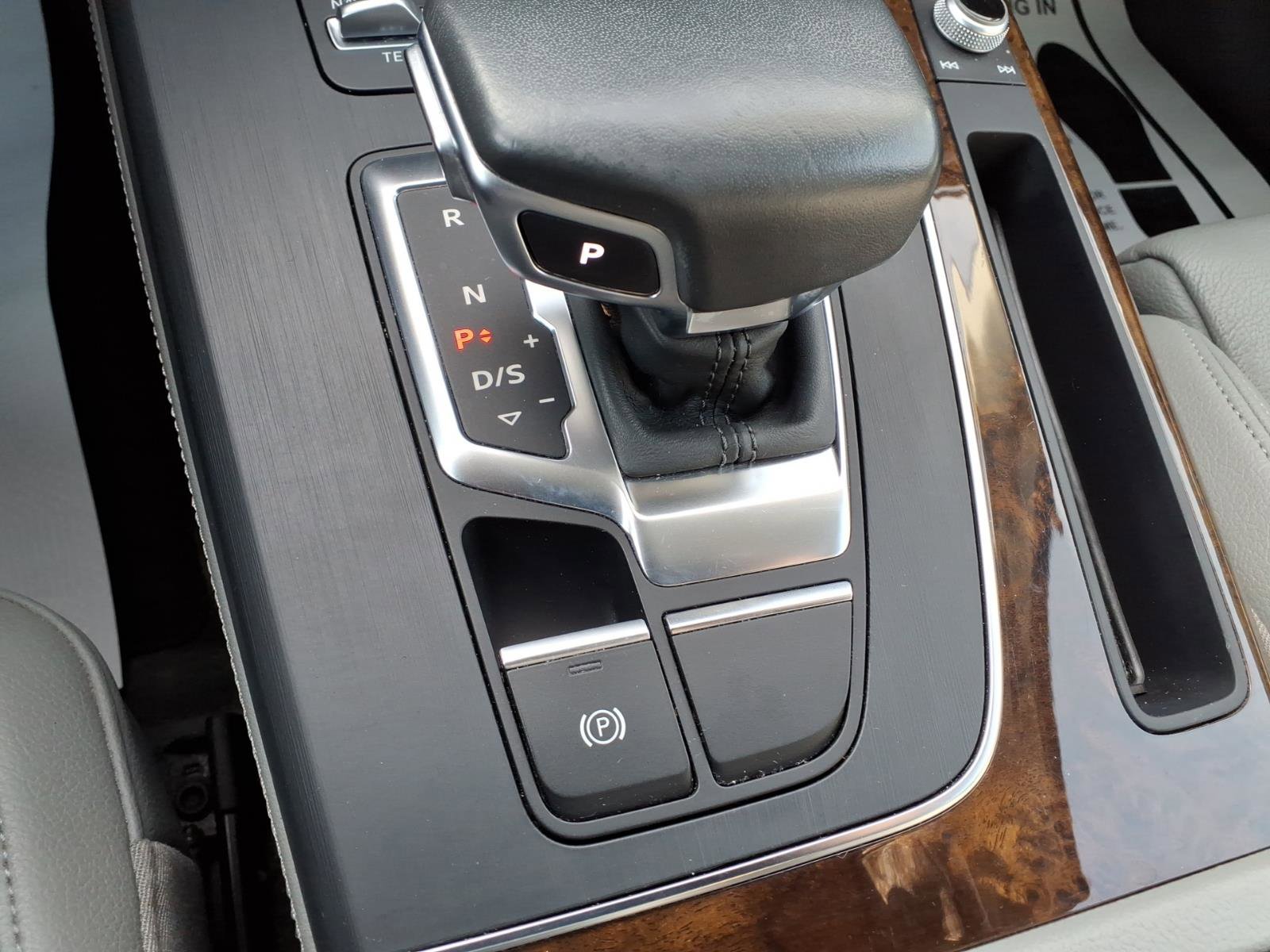 Used 2019 Audi Q5 2.0T Premium Plus w/ Premium Plus Package image 29