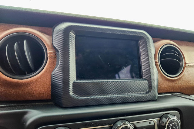 Used 2020 Jeep Gladiator Sport w/ Quick Order Package 24S image 30