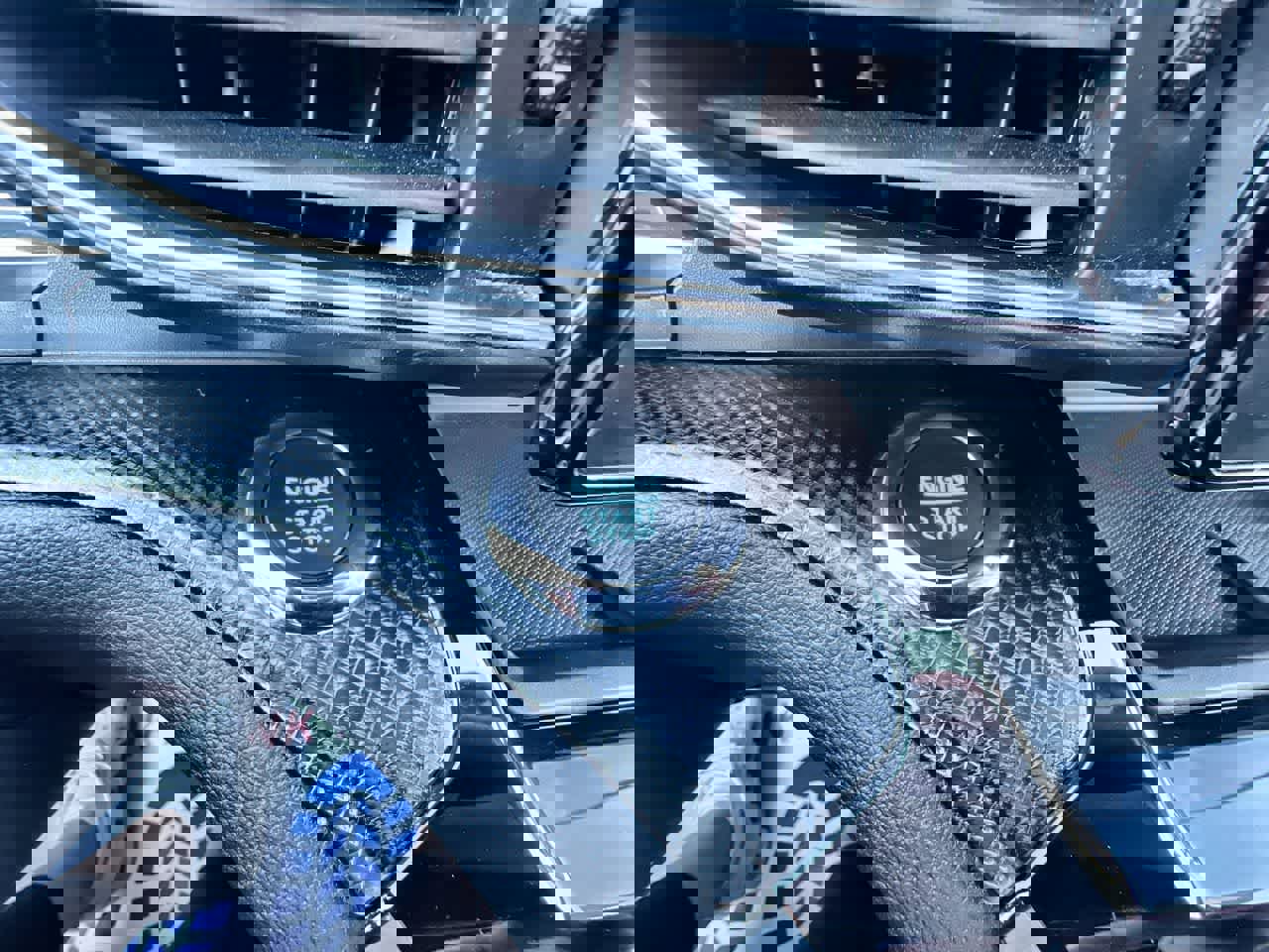 Used 2023 Ford Explorer ST-Line w/ Class IV Trailer Tow Package image 17