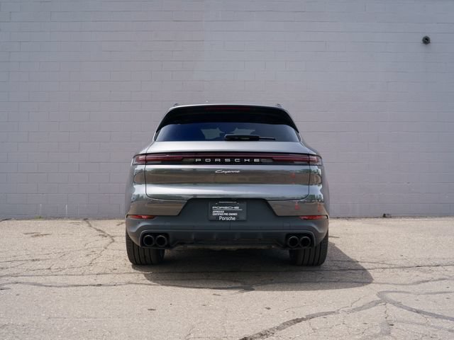 New 2026 Porsche Cayenne E-Hybrid AWD/4WD image 6