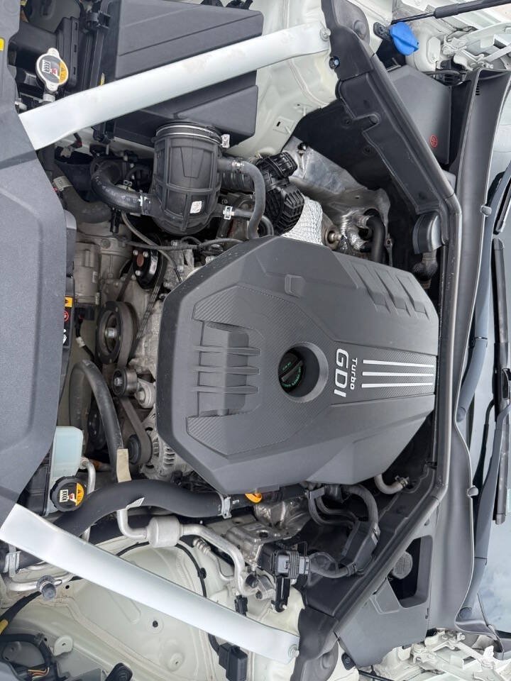 Used 2019 Kia Stinger RWD image 11