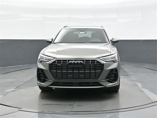 New 2025 Audi Q3 2.0T Premium image 2