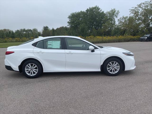 New 2026 Toyota Camry LE w/ Convenience Package AWD/4WD image 4