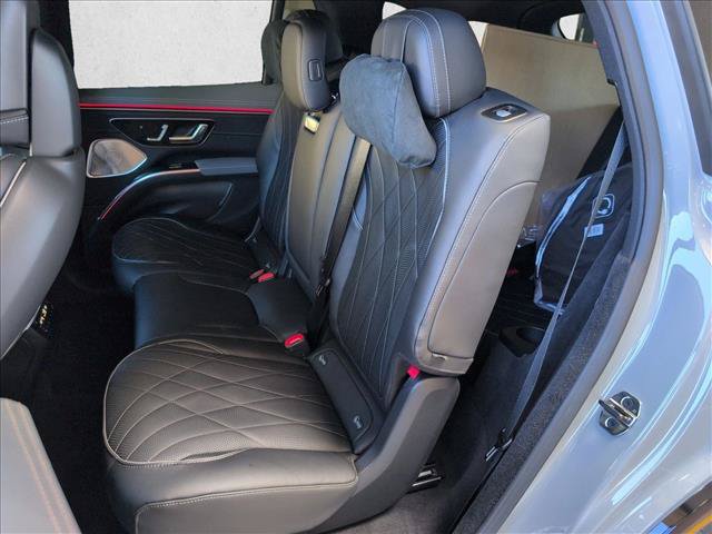 New 2026 Mercedes-Benz EQS 550 4MATIC SUV image 16